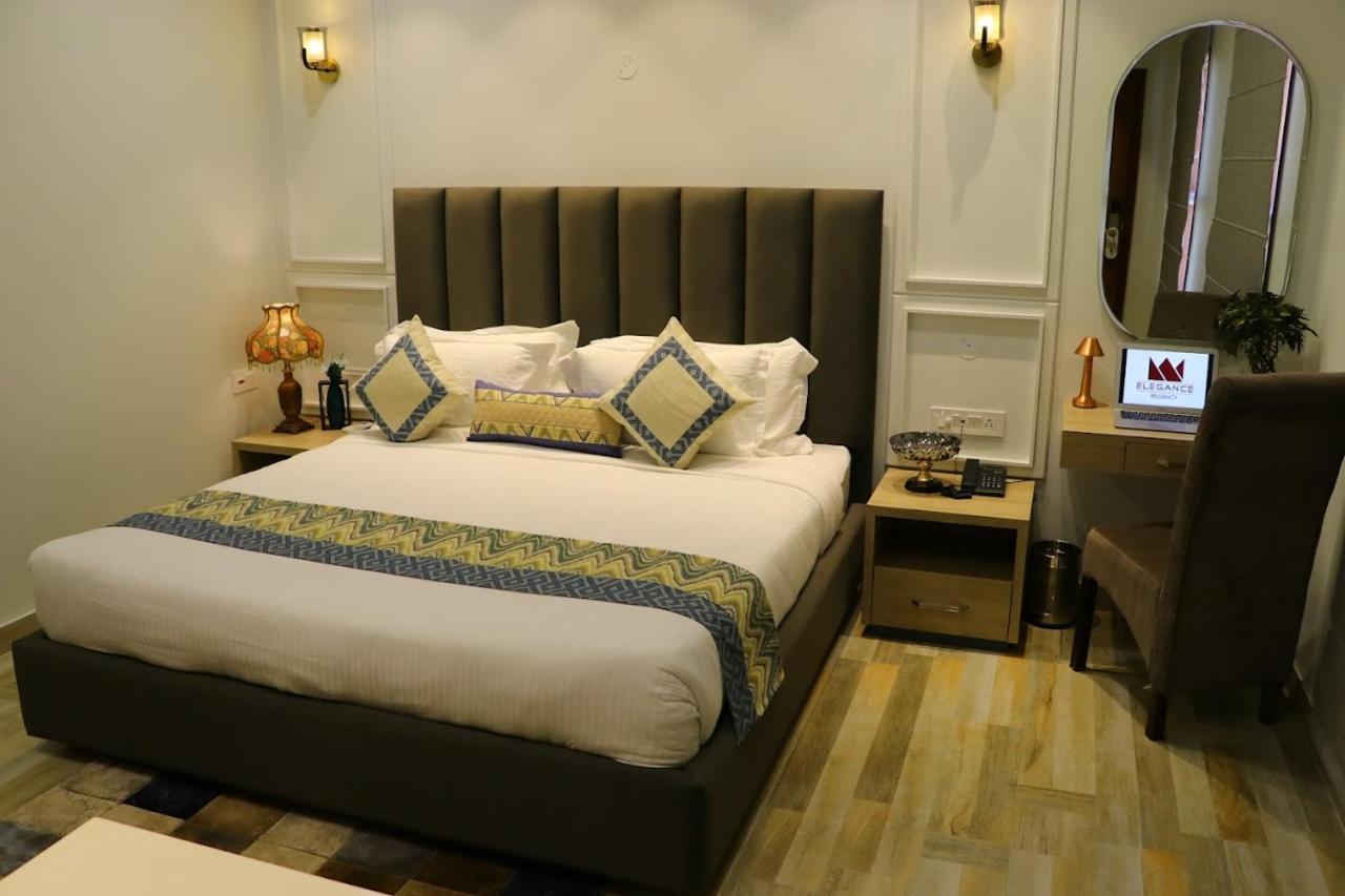 Elegance Regency Hotel Khanna  ภายนอก รูปภาพ